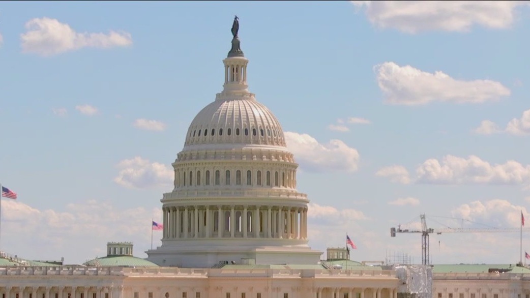 U.S. government inches closer to shutdown over funding dispute