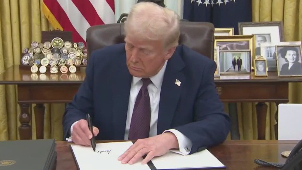 Trump's executive orders & Texas school choice: TWITP