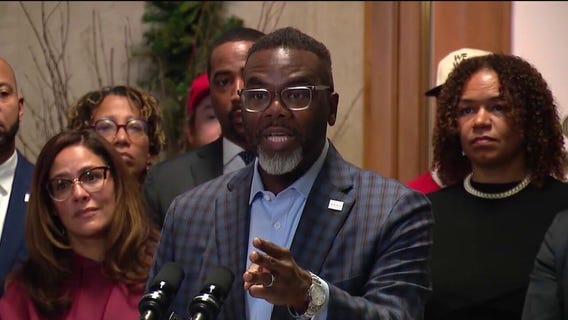 Chicago Mayor Brandon Johnson won’t veto budget passed by City Council