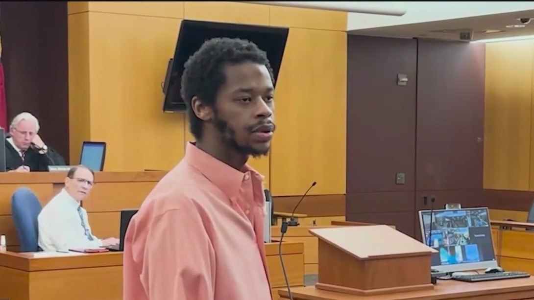Convicted killer apologizes to victim's family