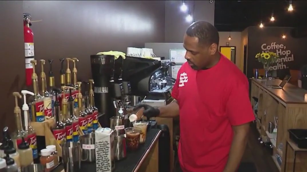 Coffee shop uses money to offer free therapy