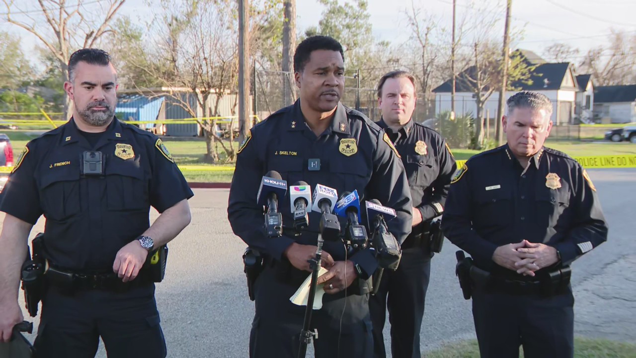 Suspect shot by Houston police in Kashmere Gardens | Full police report