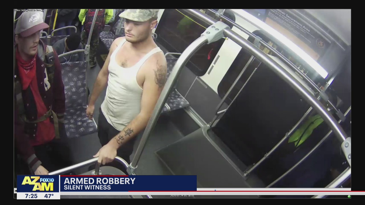 Phoenix Police looking for two armed robbery suspects