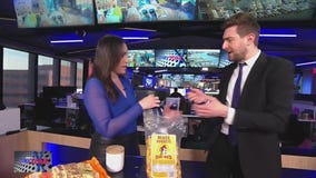 Newsroom tries Buc-ee's Beaver Nuggets