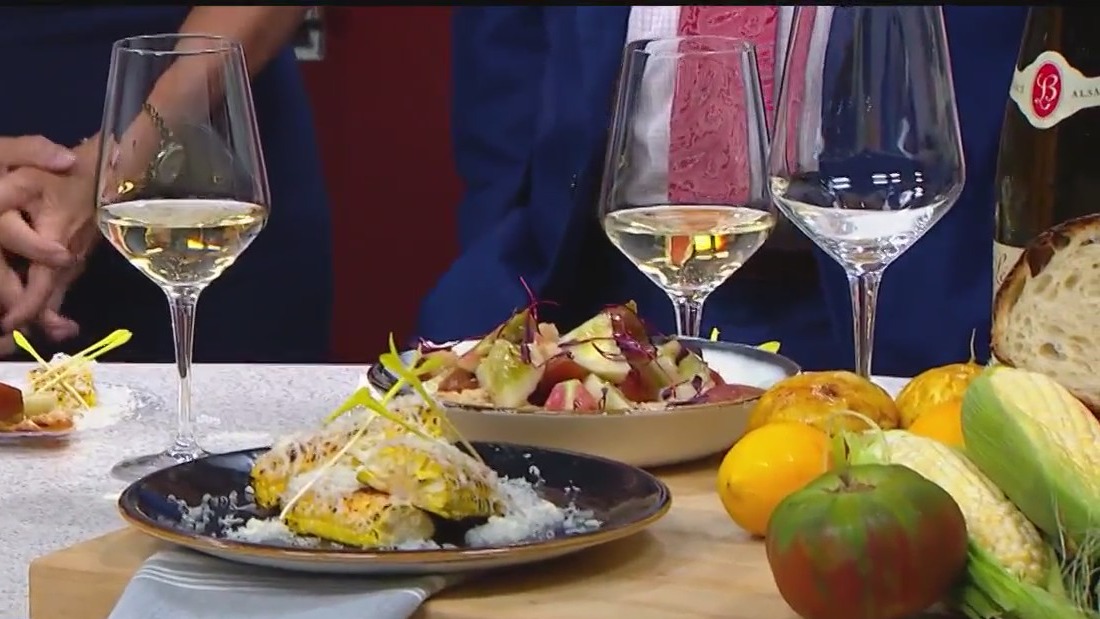 Chef of restaurant Coeur makes a Panzanella salad