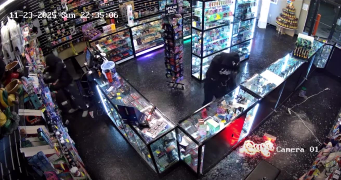 Dawson smoke shop burglary