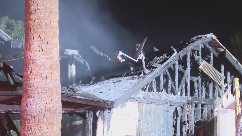 Dog dies in Phoenix house fire | FOX 10 Phoenix