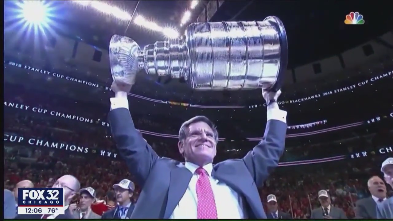 Blackhawks faithful remember Rocky Wirtz at United Center ceremony