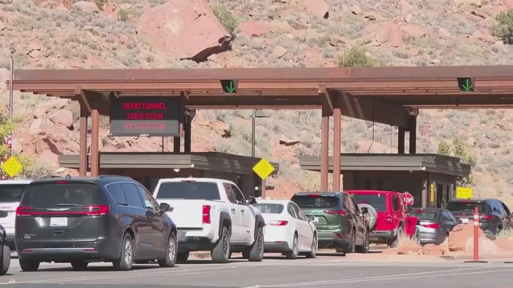 White House cuts some national park free-entry days