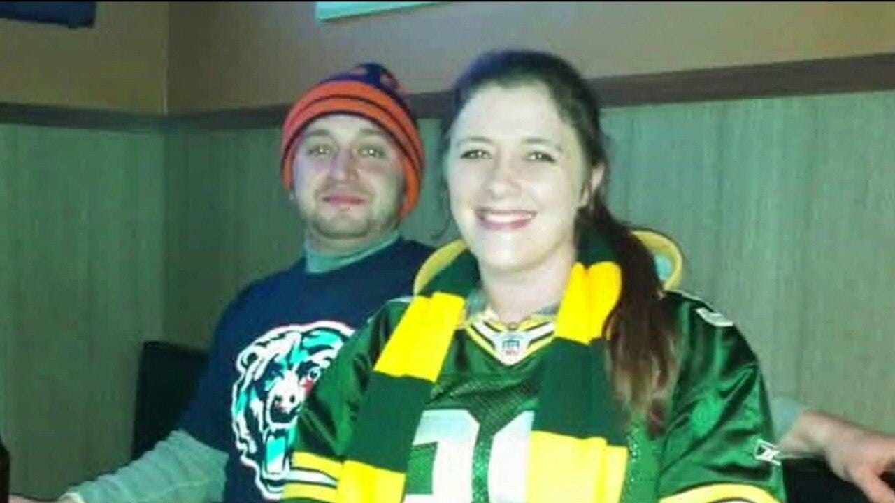 Bears-Packers house divided