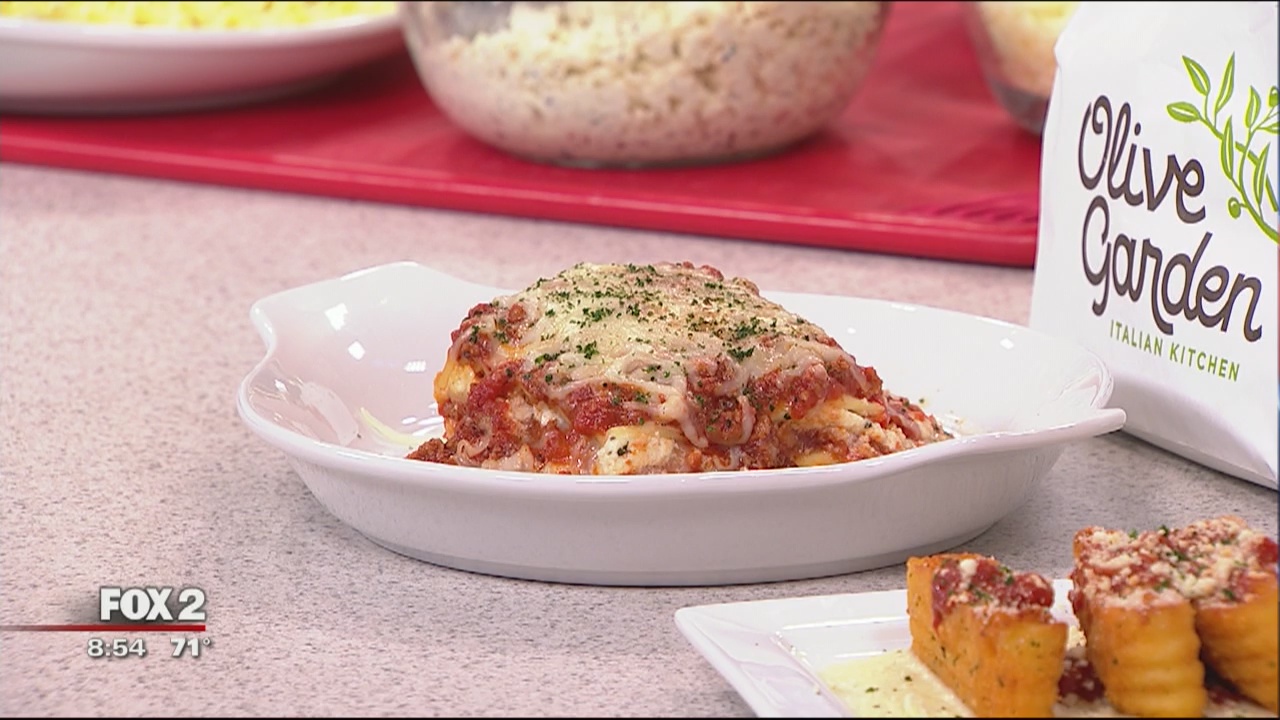 National Lasagna Day with Olive Garden