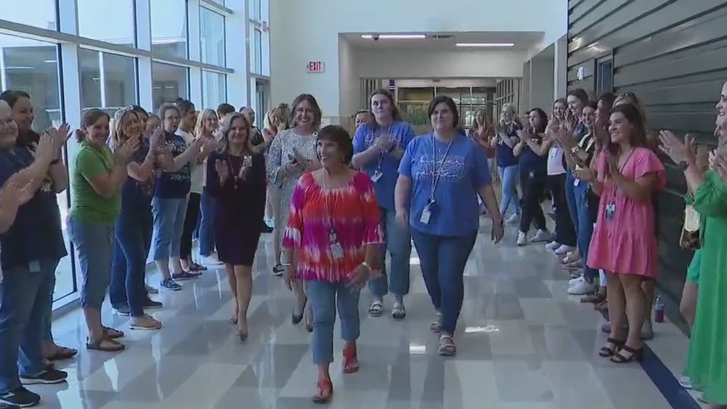 Longtime Keller teacher celebrated ahead of retirement