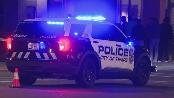 Driver detained after pedestrians hit in Tempe