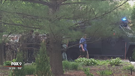 2 arrested in metro area prostitution sting