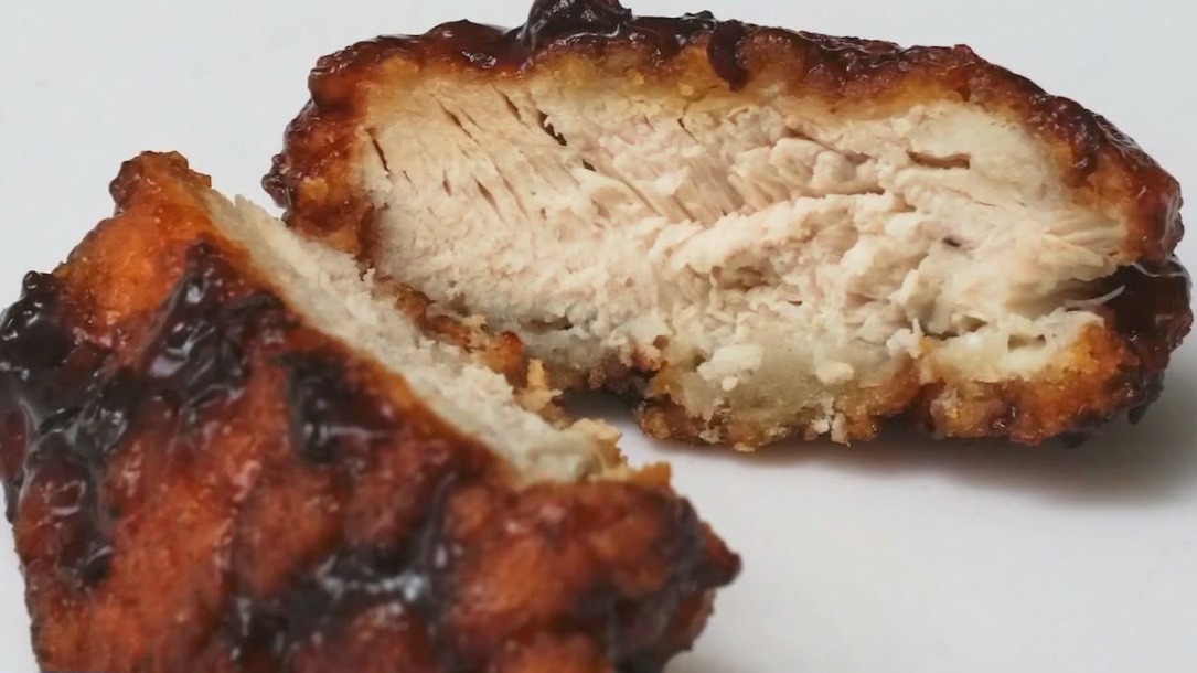 Court says boneless chicken wings can have bones