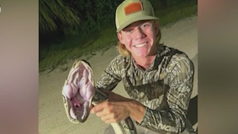 UCF student nabs 16-ft python in Everglades