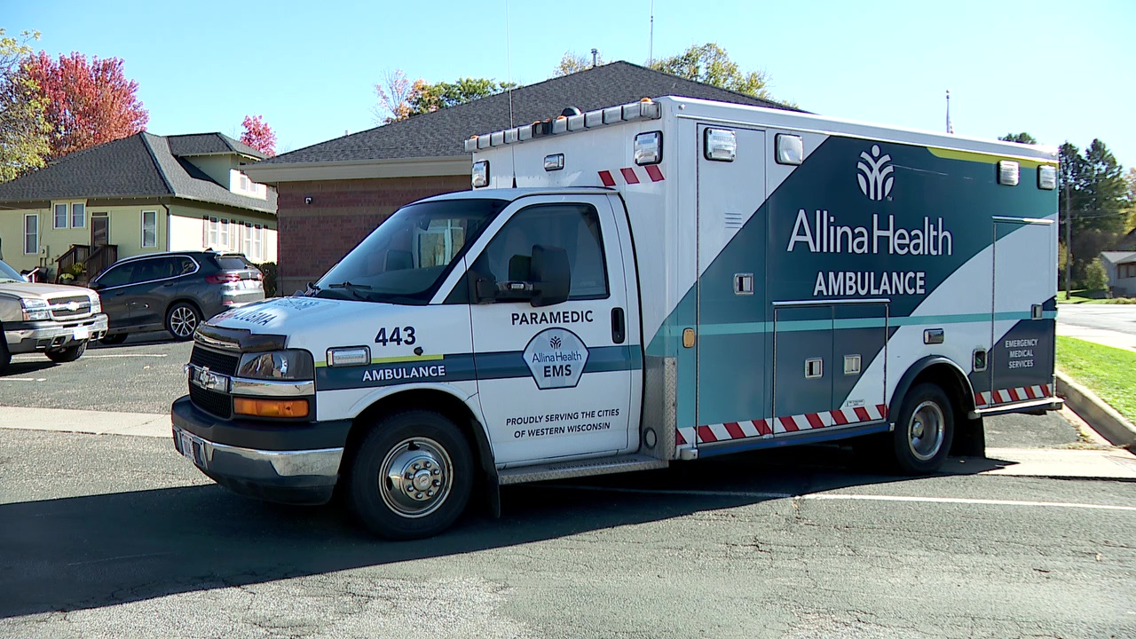 River Falls ambulance breaks down during 911 call