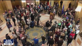 National parties focus on normally blue Minnesota as election nears