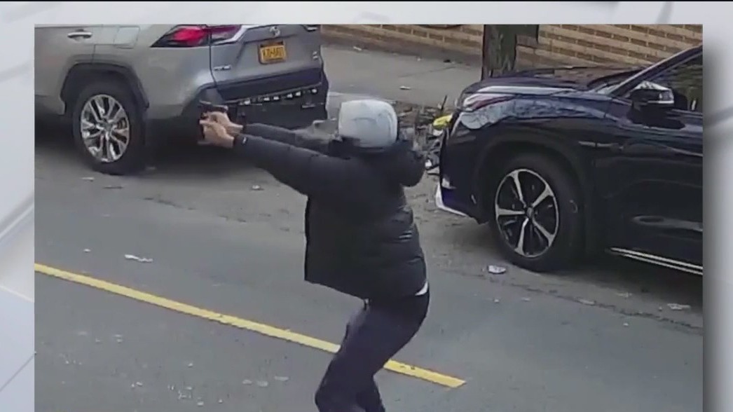 Suspects sought in Bronx shootout | FOX 5 New York