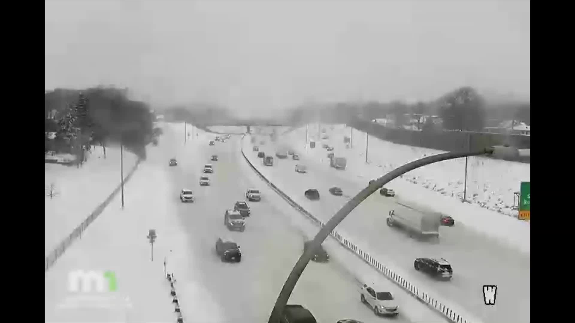 Cars struggle to get up exit ramp in South St. Paul