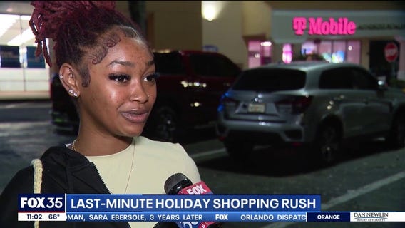 Shoppers rush to finish holiday shopping on Christmas Eve