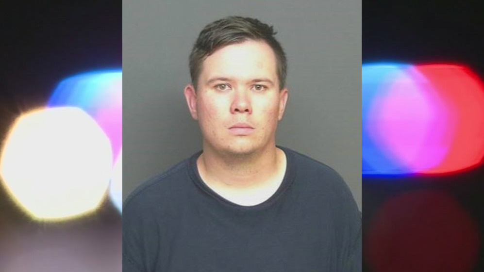 Police: Man caught peeping into woman's window in Surprise