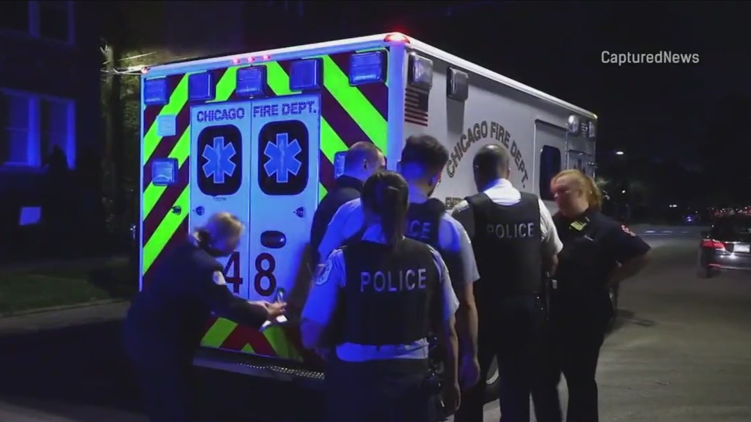 Man arrested after shooting ambulance in Logan Square