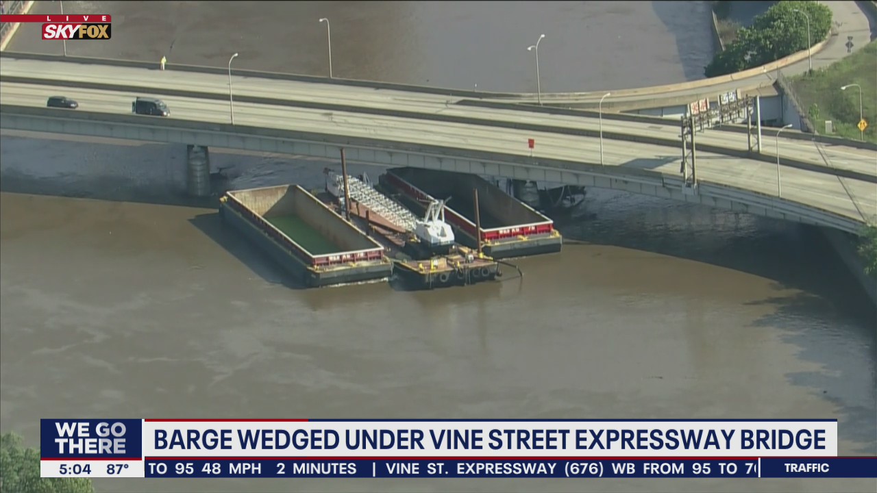 I-676 to remain closed until Thursday after barge wedges underneath bridge