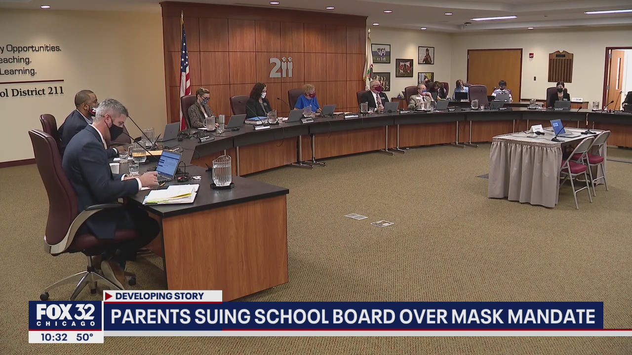 Parents sue Illinois school board over mask mandate
