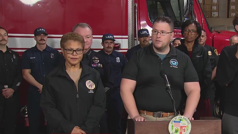 LA storm: Heavy rain to come Saturday morning