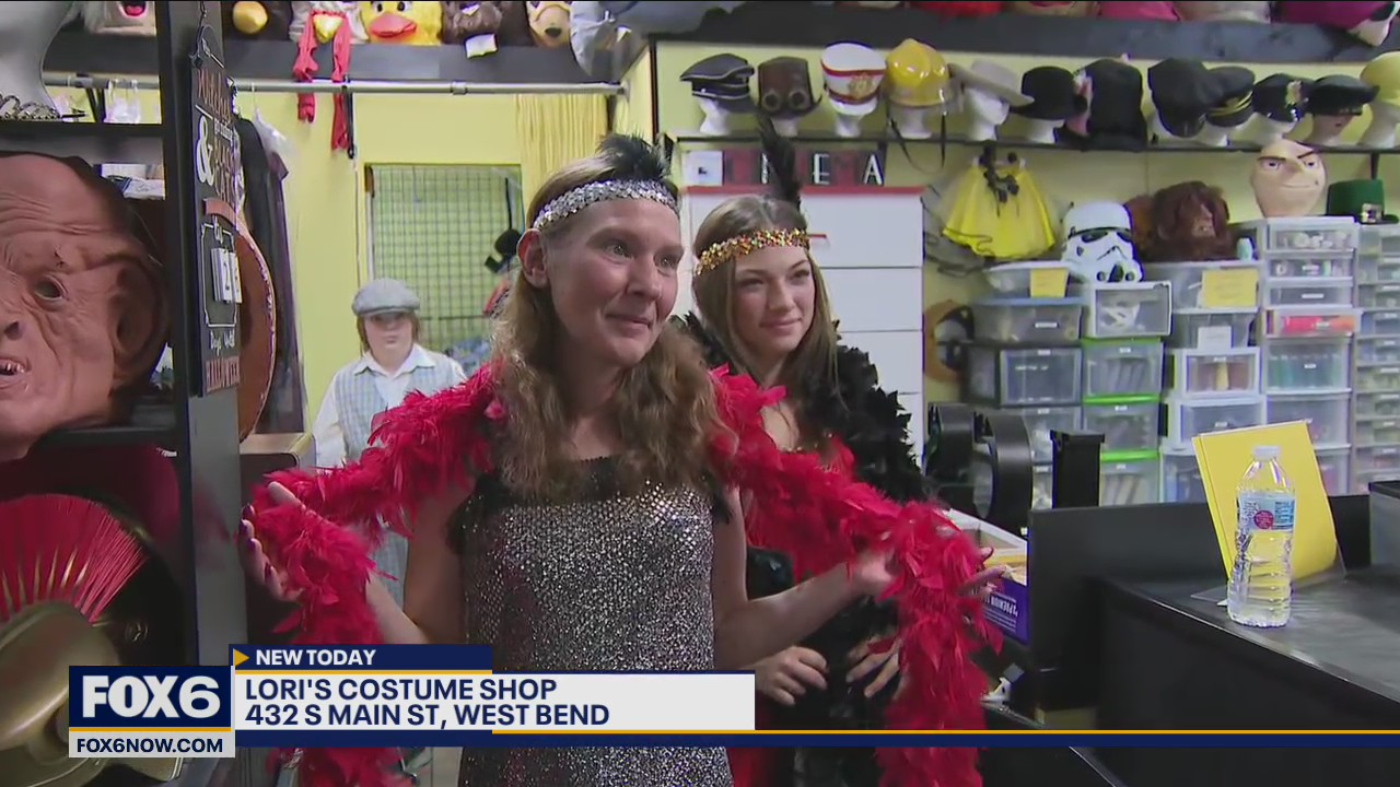 Costumes of the 1920s