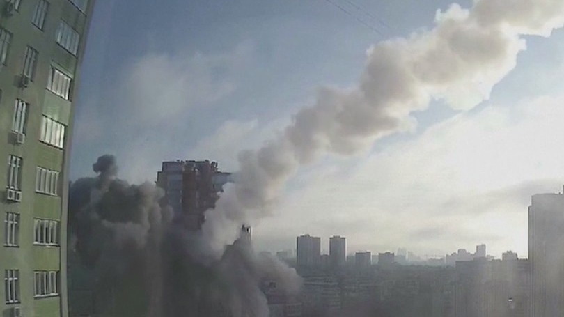 Ukraine holds off Russia amid wave of attacks