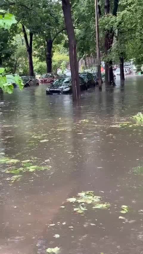 Flooding in The Wedge during Minneapolis hailstorm