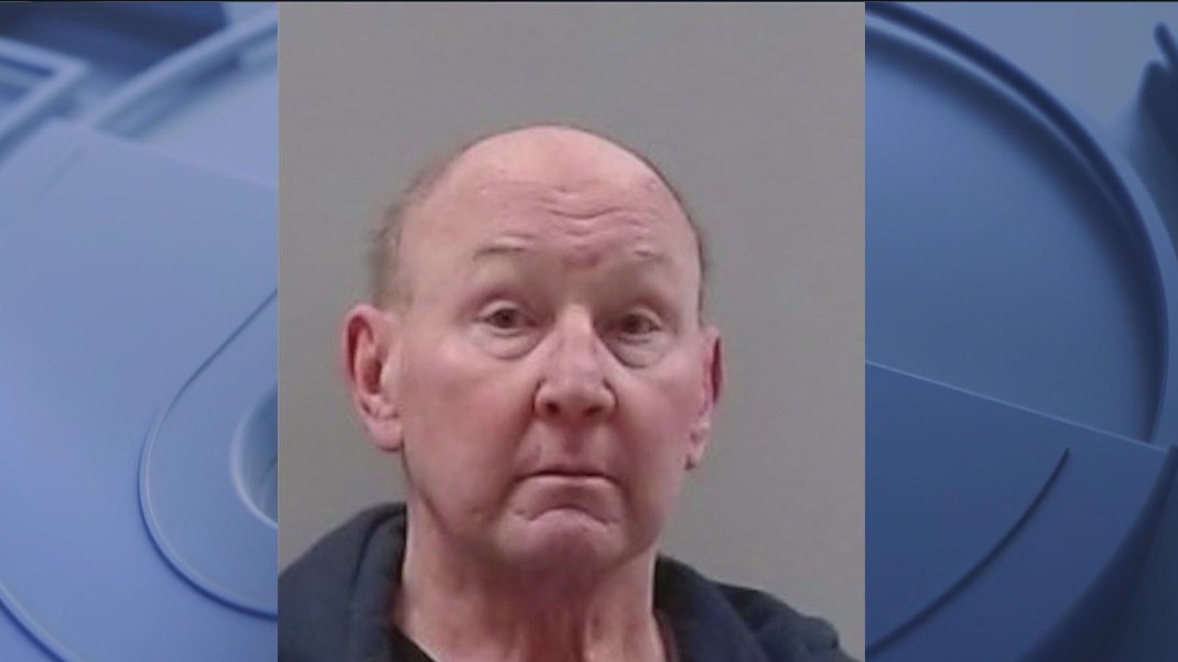 Downers Grove man accused of leaving threatening voicemails for state lawmaker