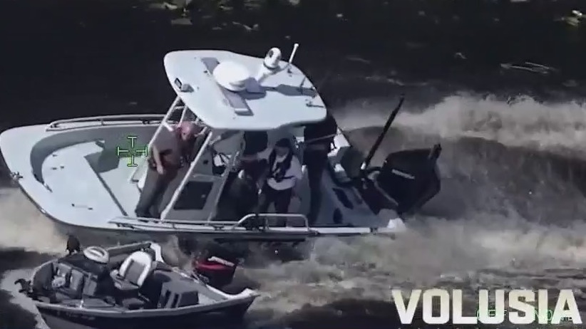 Volusia deputies jump into spinning boat to save man | FOX 35 Orlando