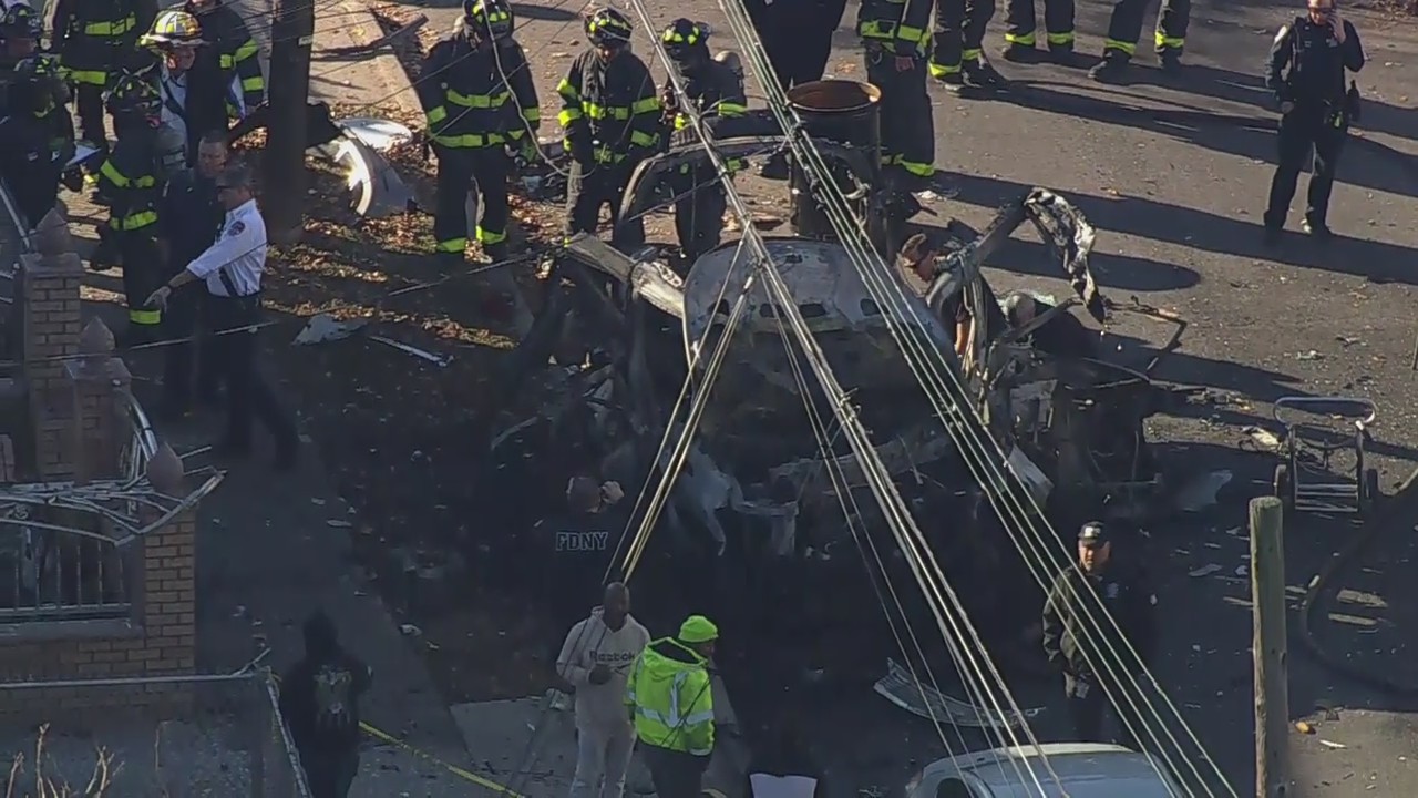 Possible car explosion in Queens damages homes