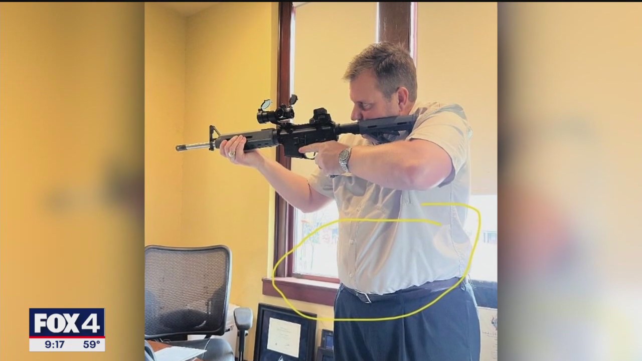 Rains County judge pleads guilty to misdemeanor weapons