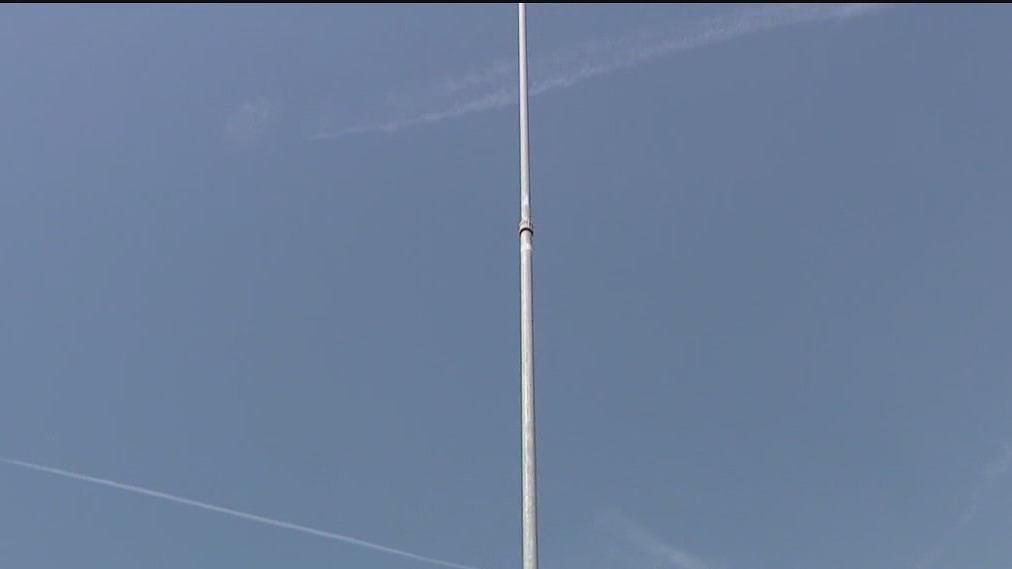 Florida city wants to send lightning bolts away