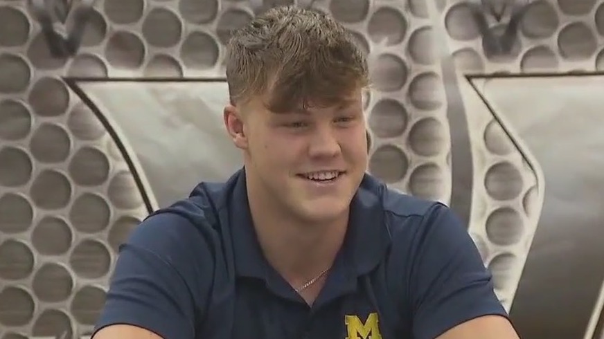 Vandegrift Vipers sign letters of intent