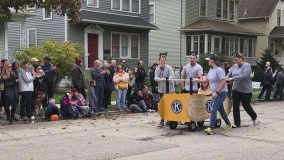 Forest Park celebrates fall season with annual Casket Race