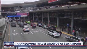 Tips to avoid Thanksgiving travel crowds at SEA Airport