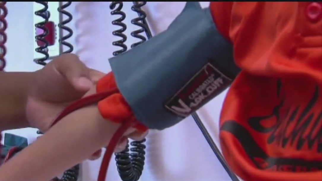 Medication, surgery being recommended to treating childhood obesity