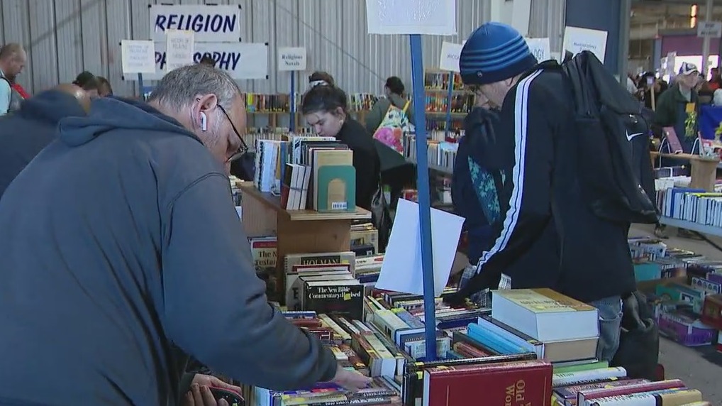 VNSA Used Book Sale back again after pandemic closure to raise money for Phoenix area nonprofits
