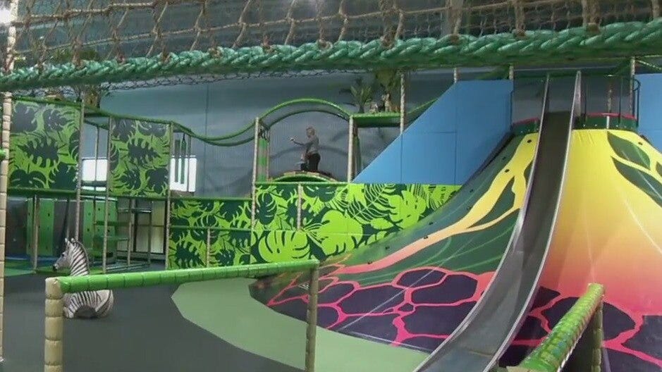 Tropical-themed indoor playground opens in Eden Prairie
