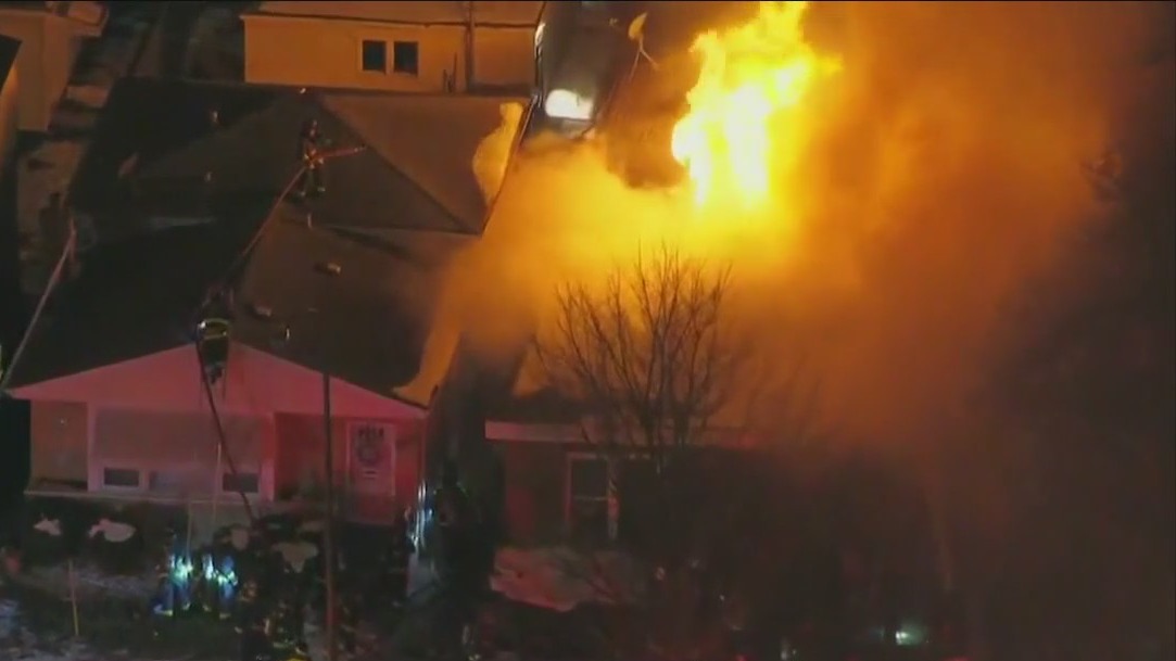No injuries reported in South Side house fire | FOX 32 Chicago