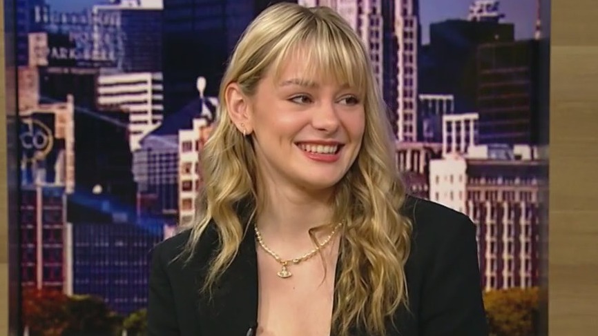 Chicago high school senior overcomes dyslexia to publish children's book