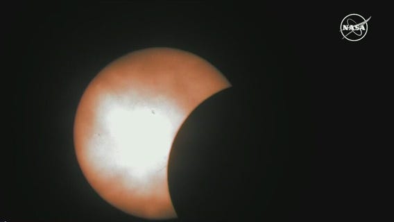 Solar eclipse draws thousands to Indianapolis to experience totality