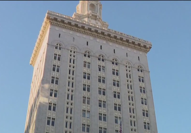 Oakland proposes no tax for small businesses