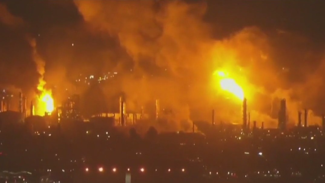Massive fire breaks out at California oil refinery
