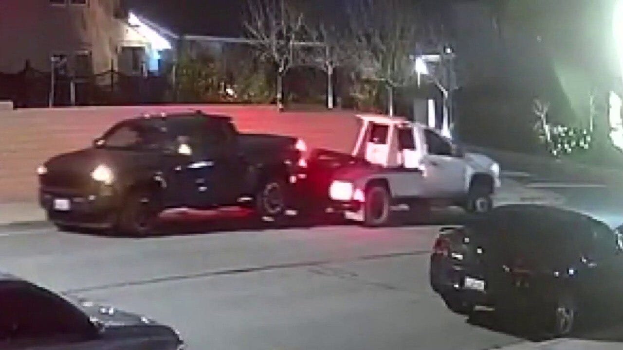 Police investigating tow truck theft ring